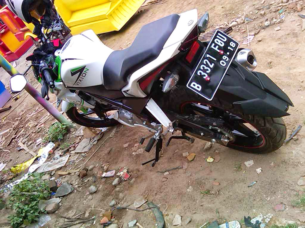 LINAFSIHI FAHIYANG Modifikasi Yamaha Vixion Special Edition Warna