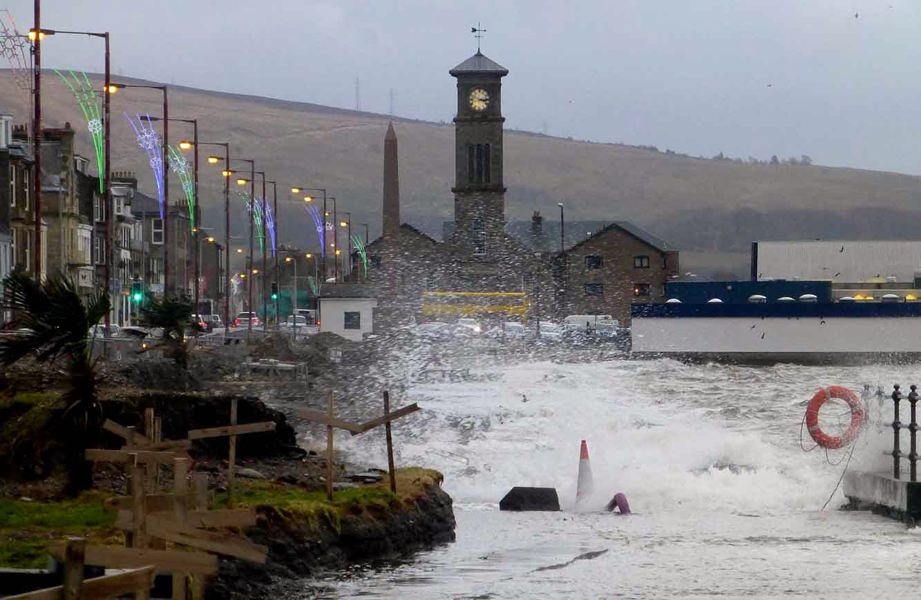 Alex and Bob`s Blue Sky Scotland Recent Storms at Helensburgh, Rhu and