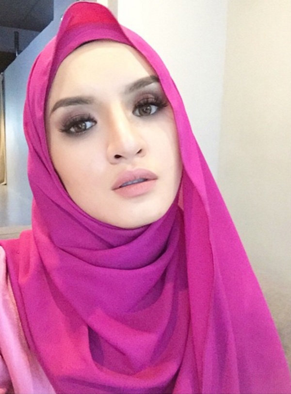 MENAKJUBKAN! Inilah Gambar Hanez Suraya Yang Jelita Persis Anak Patung, No.3 Buat Lelaki Berdarah Hidung MENAKJUBKAN! Inilah Gambar Hanez Suraya Yang Jelita Persis Anak Patung, No.3 Buat Lelaki Berdarah Hidung