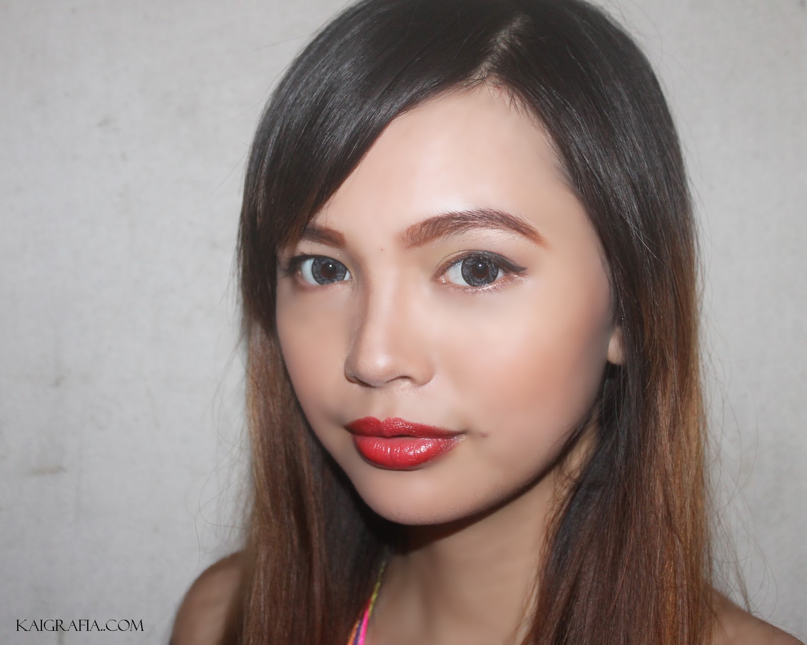 Full face photo using contact lens