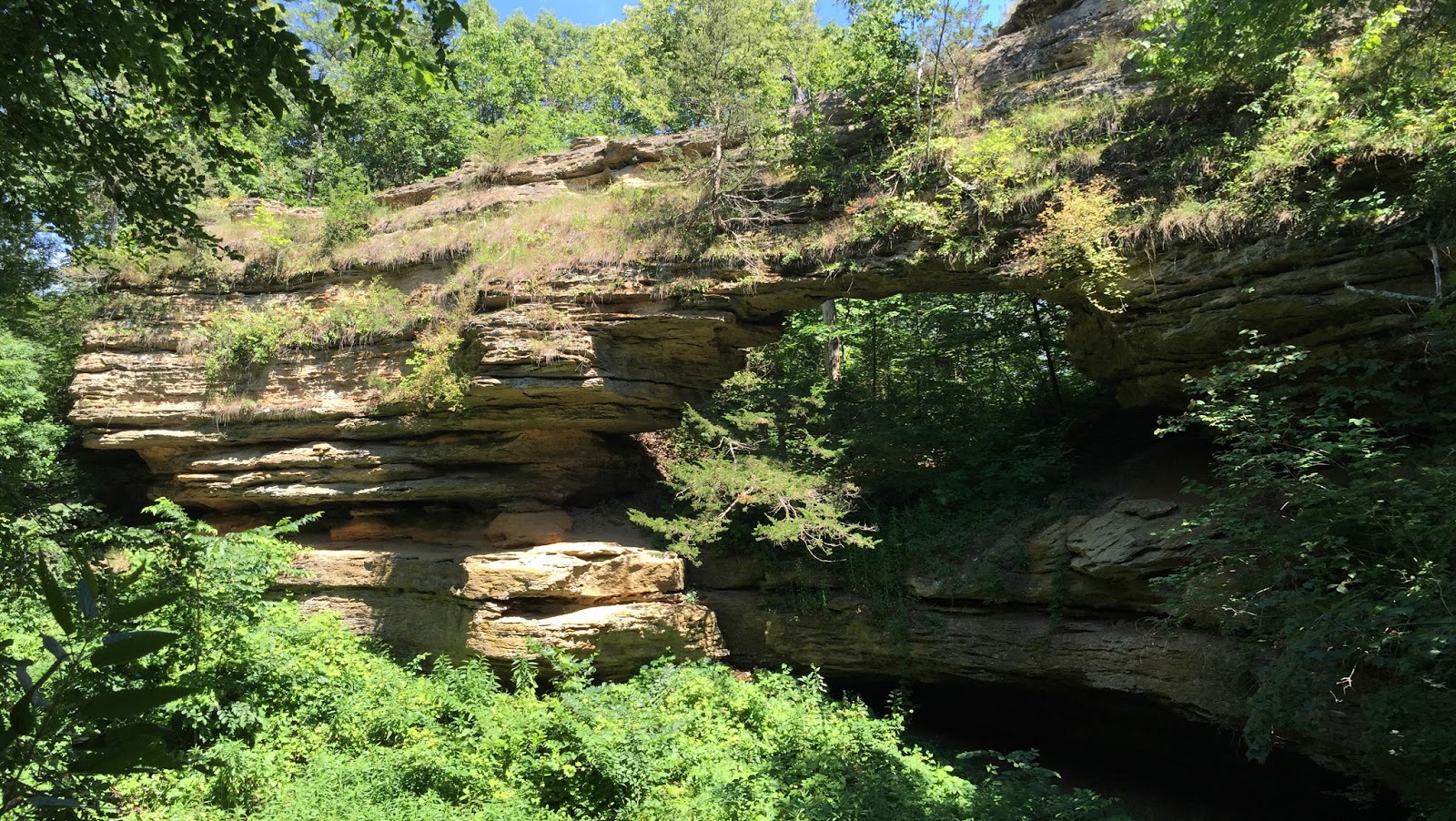 Wisconsin Explorer Hiking Natural Bridge State Park