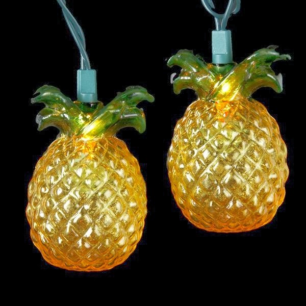 Chinoiserie Chic Pineapples at Christmas