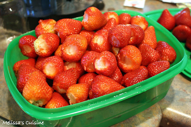 Melissa's Cuisine:  Strawberries--Tips and Tricks
