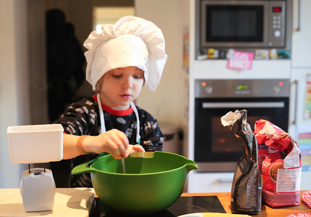 kids cooking