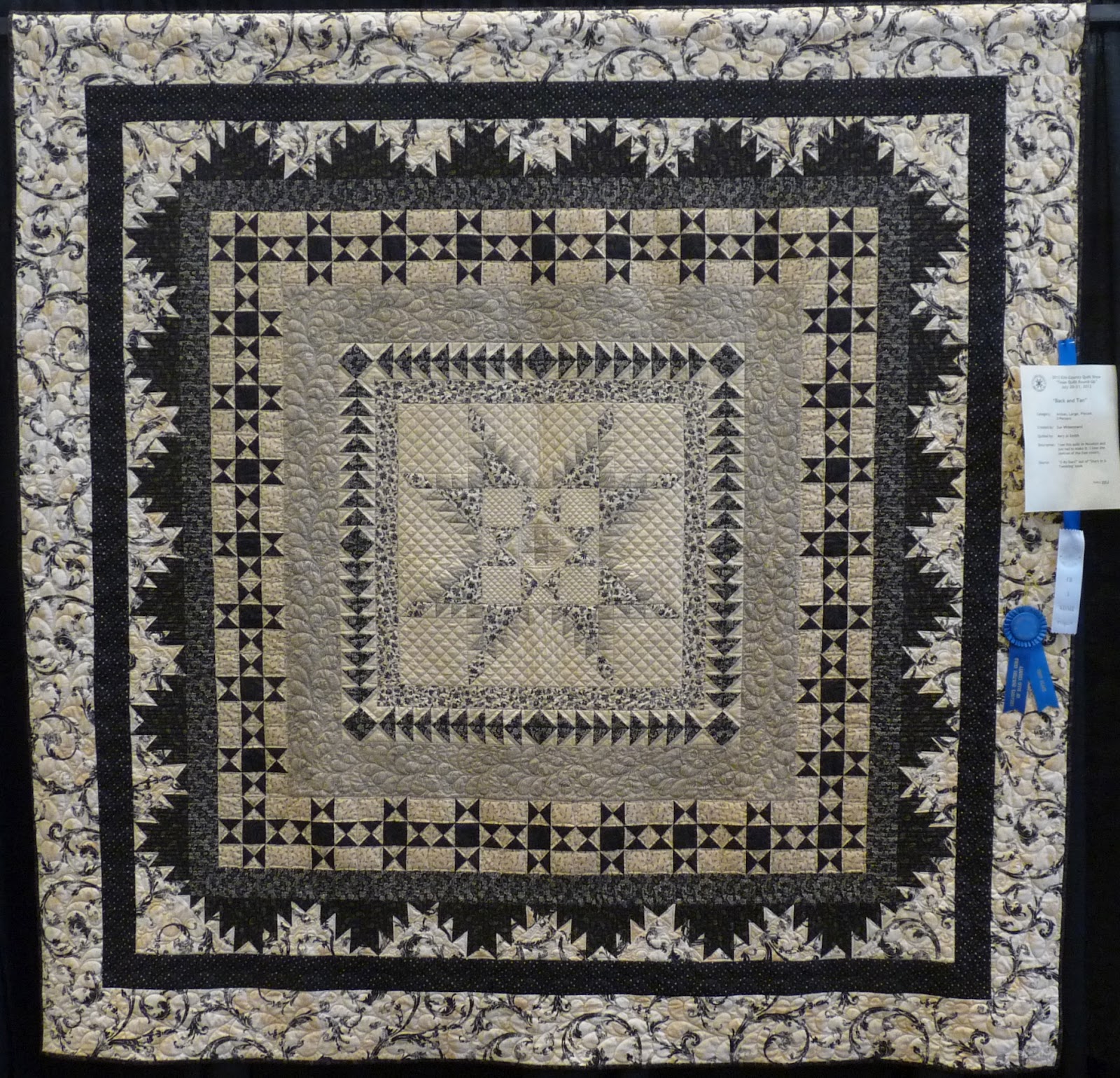 COUNTRY LOG CABIN ELLIS COUNTY QUILT SHOW