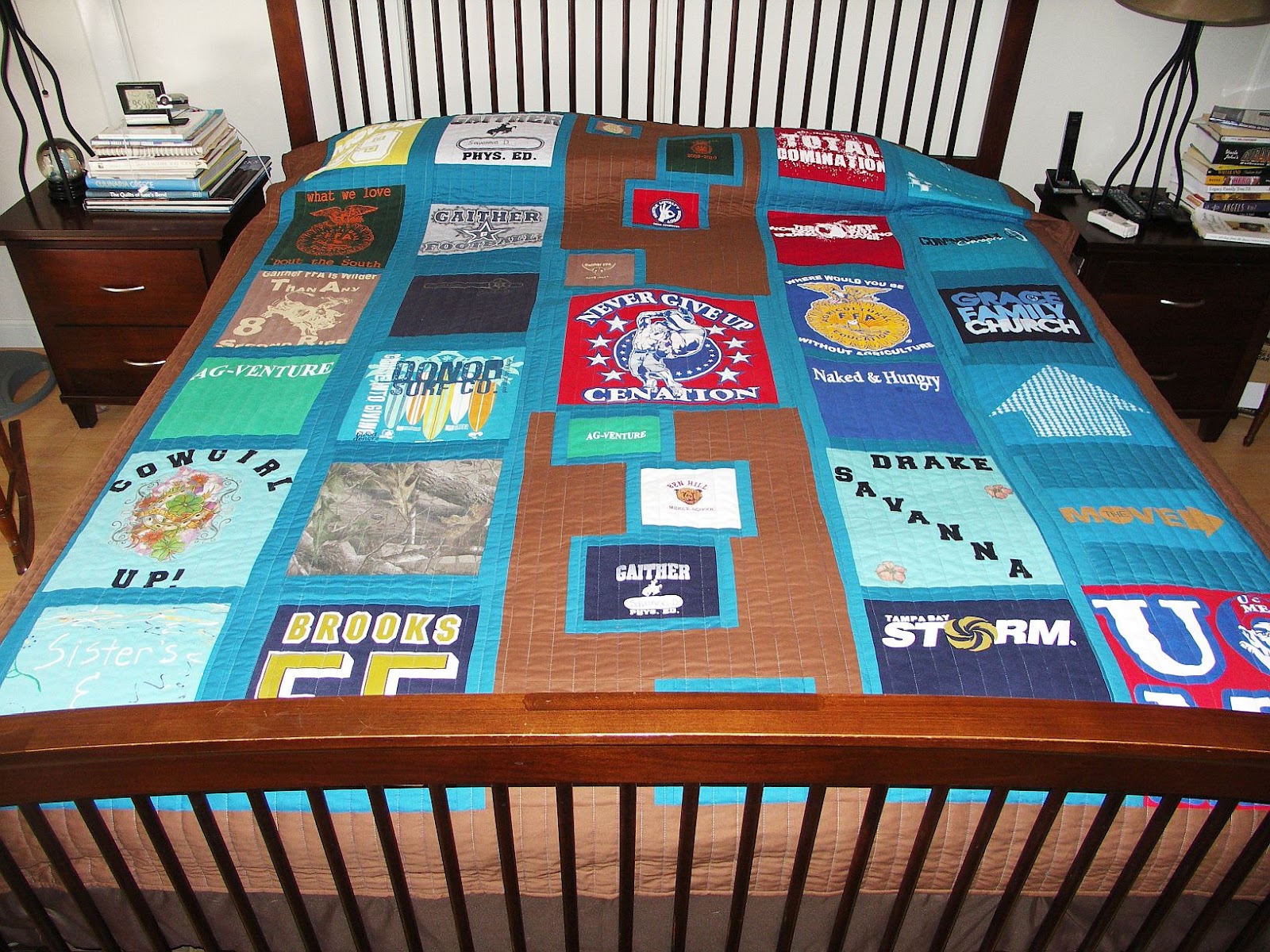 Quilts SB Q97 Tampa Lightning Quilt