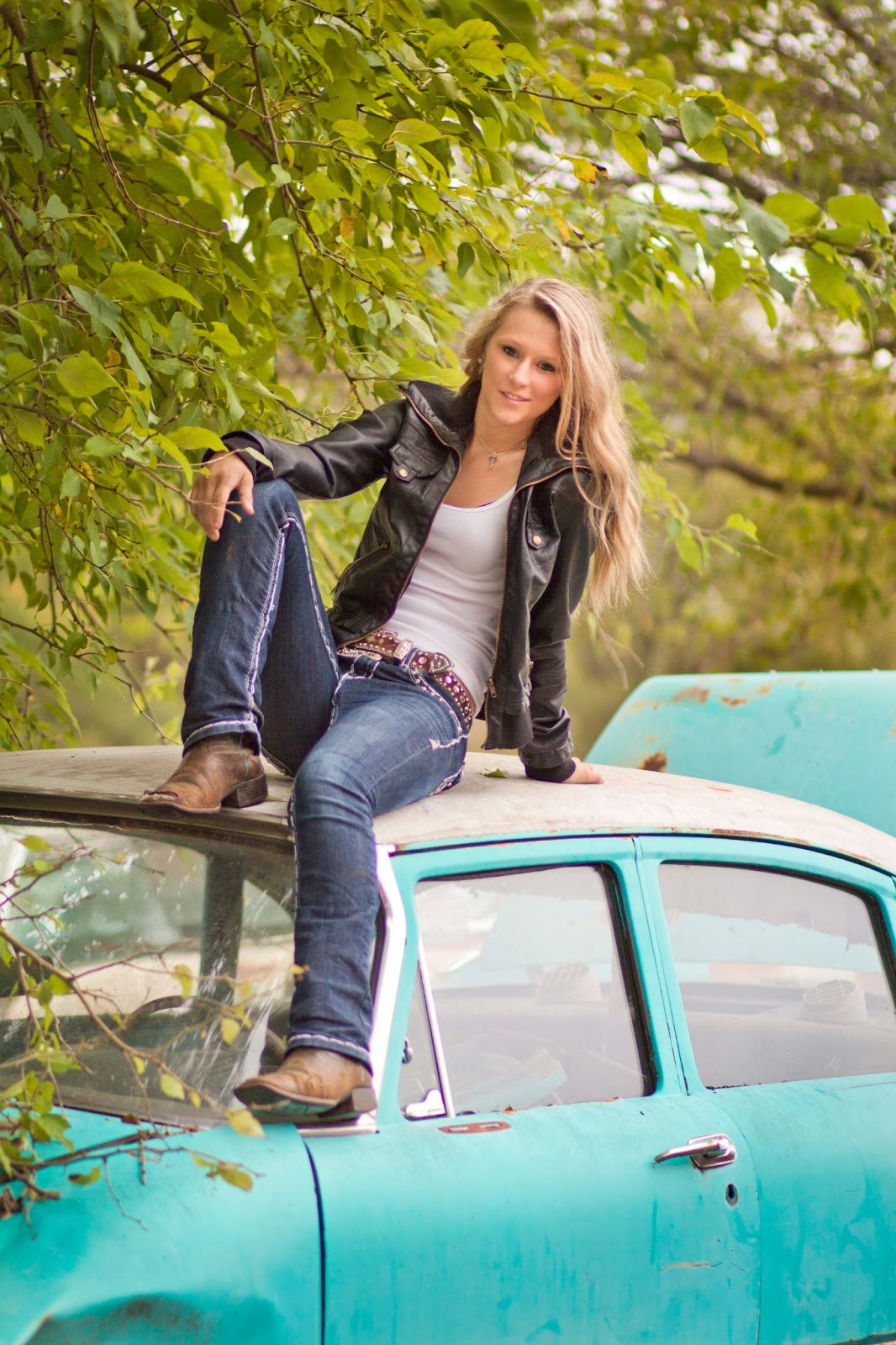 Lisa McNiel Flower Mound Senior Picture Photographer serving Dallas