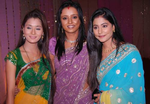 Anbale Alagana Veedu Serial In Hindi Anbale Alagana Veedu Serial In Hindi