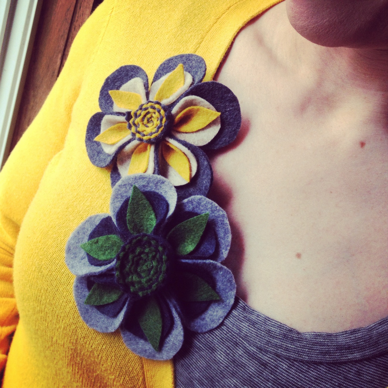 Felt Flower Pin Tutorial