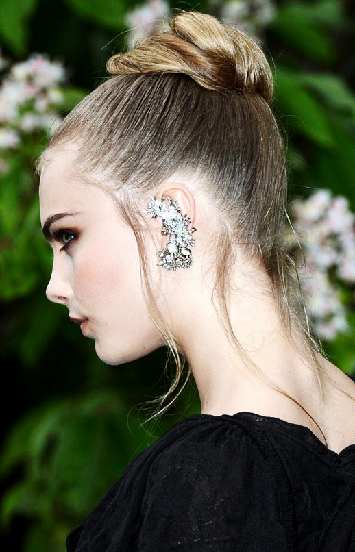 THE MUSE Ear Cuff Trend