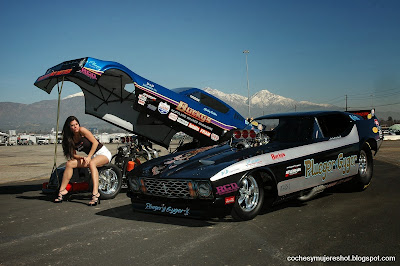Dragsters-car-babes-funny-woman-mobile-blackberry-hd-photo-wallpaper