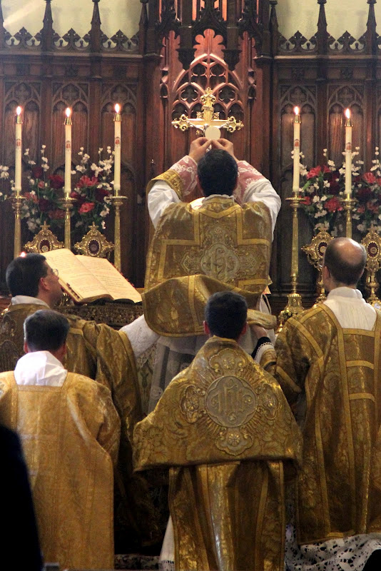 PRAYER FOR THE RETURN OF THE TRADITIONAL LATIN MASS
