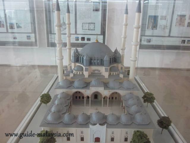 	متحف الفن الإسلامي في كوالا لمبور، الأكبر في جنوب شرق آسيا Kuala-Lumpur-Museum-of-Islamic-arts-Daleel-AlArabi-Malaysia+%287%29