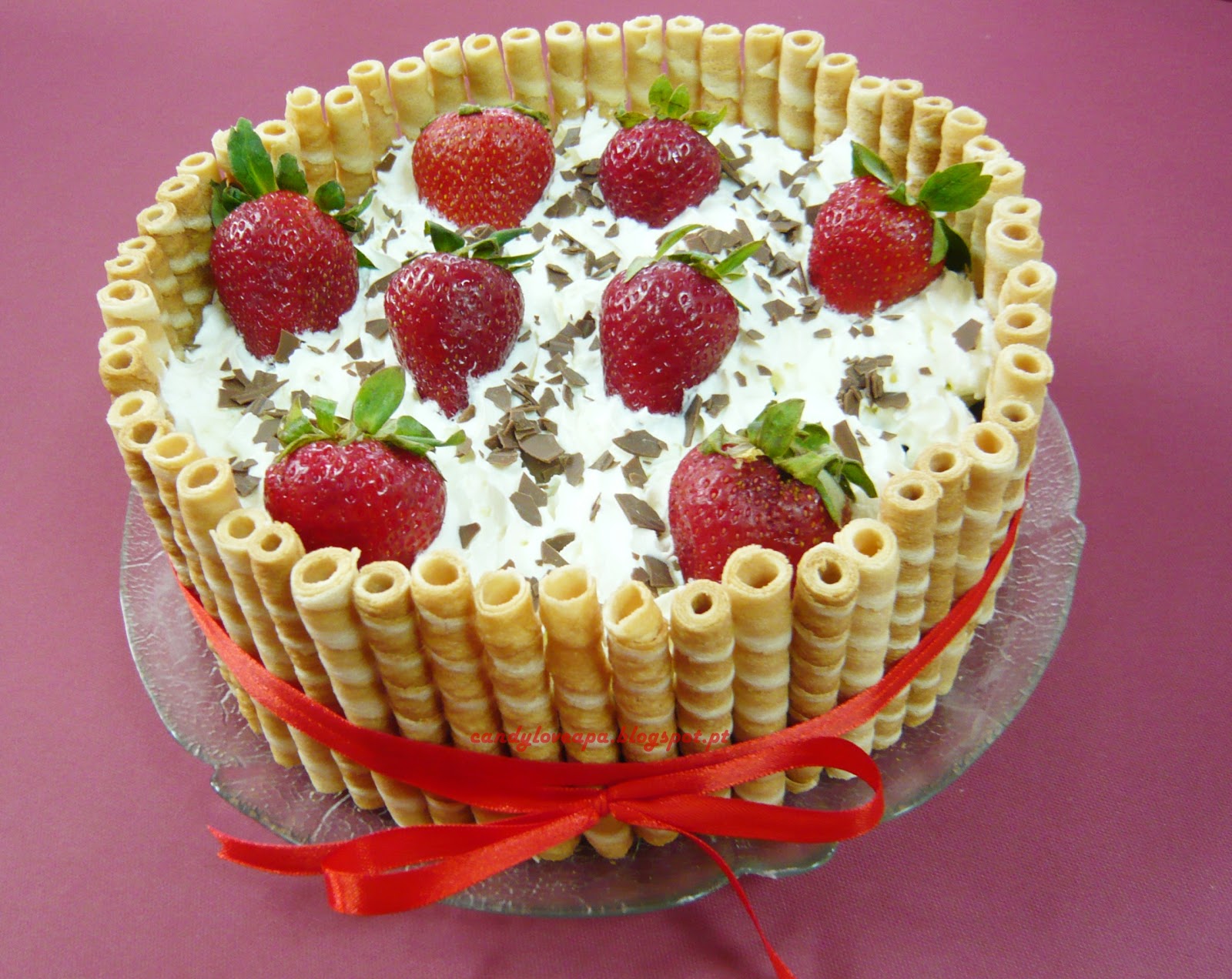 Candy Love: Bolo de Chocolate com Recheio de Chocolate Branco