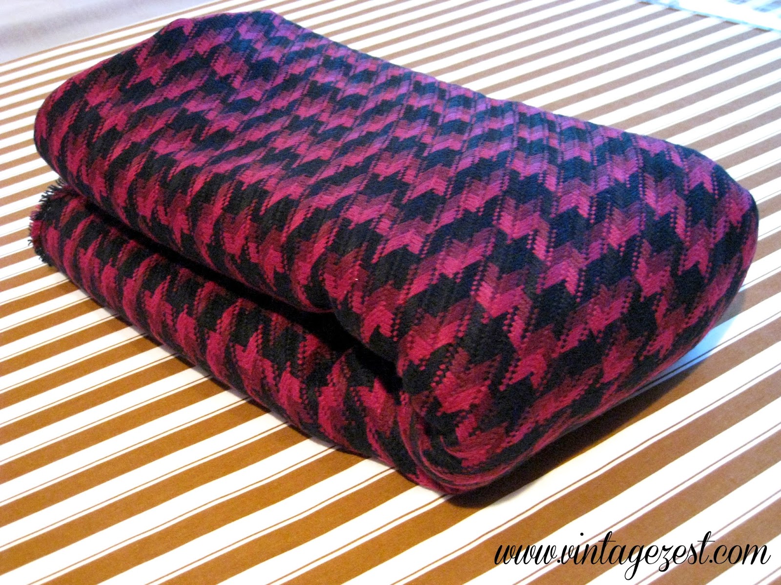 Organizing & Folding Fabric Diane's Vintage Zest!