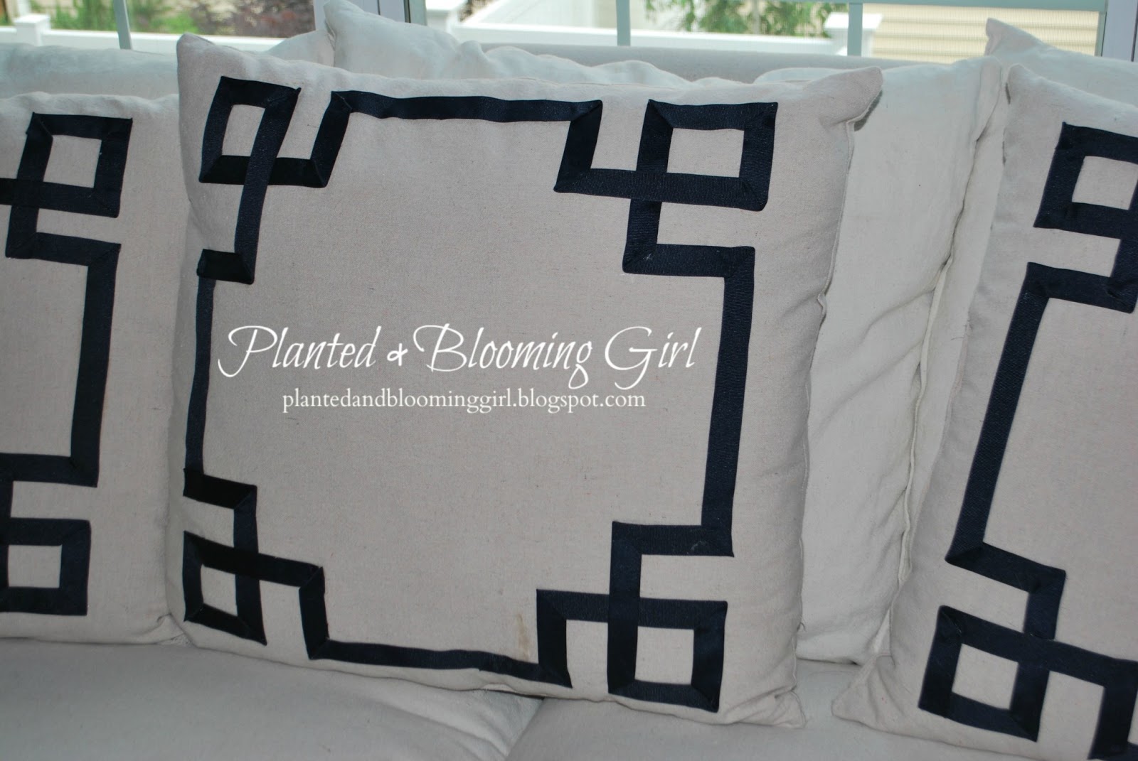 Cure 4 Decor Greek Key Pillow