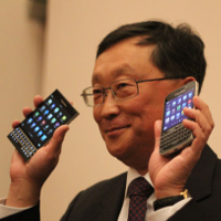 BlackBerry CEO unveils BlackBerry Passport and BlackBerry Classic