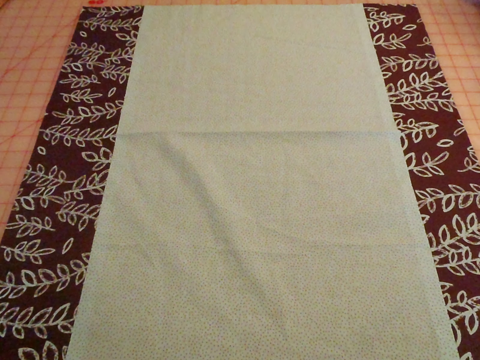 Becky's Blog lots of fun shtuff How to Make a Bolster/Neck Roll/Tube