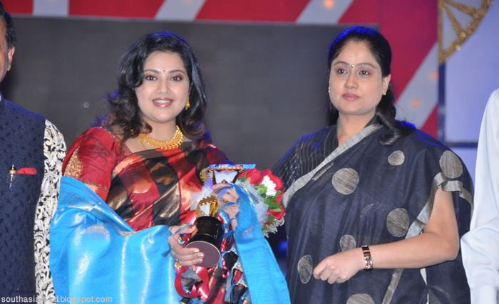 meena at tsr tv film awards actress pics