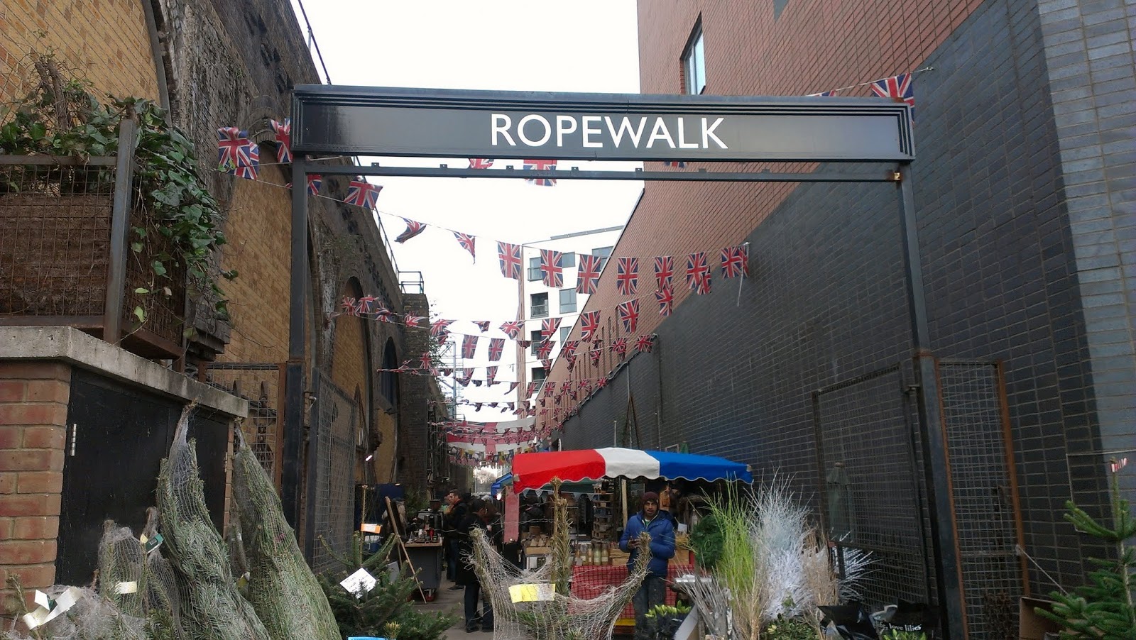 Pies and Fries Maltby Street Market & Ropewalk