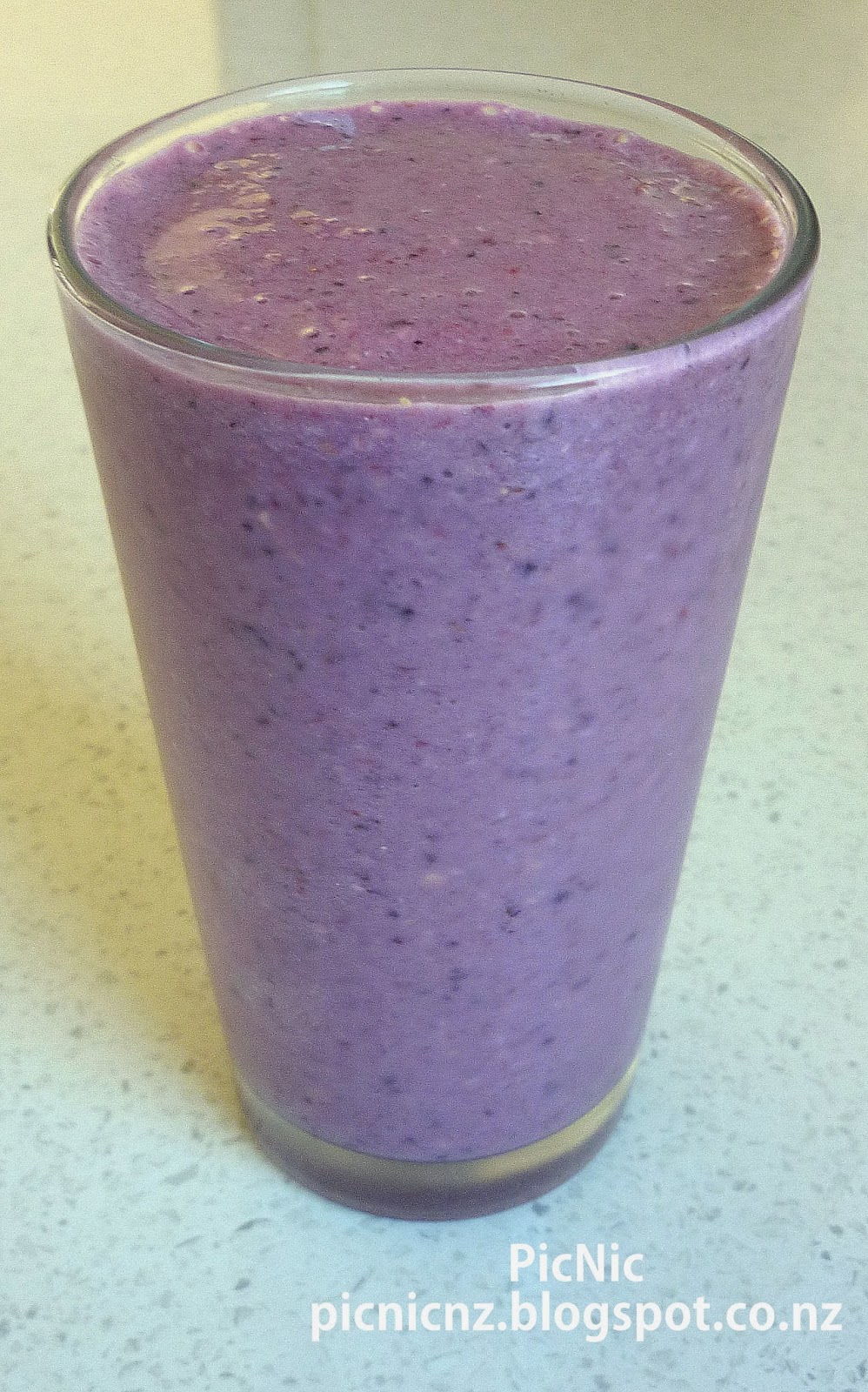 PicNic Berry and Oat Breakfast Smoothie