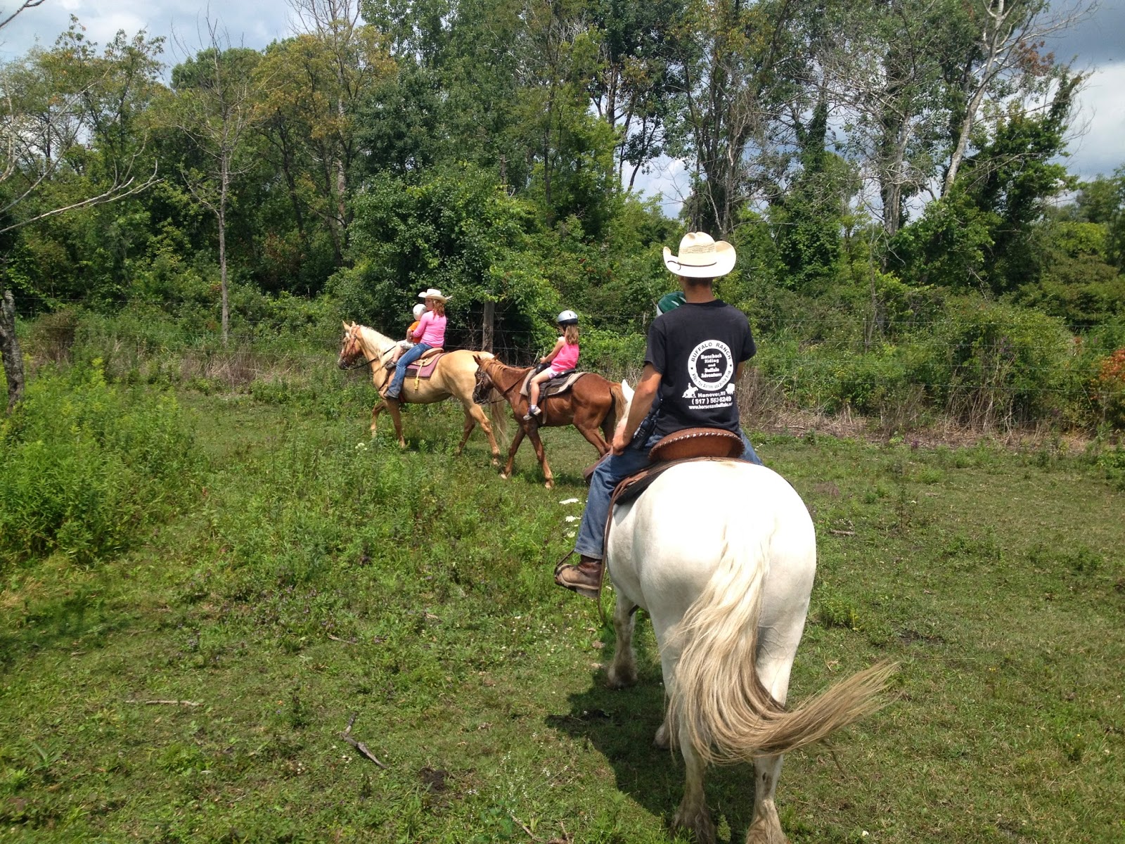 What To Do With Kids Buffalo Ranch and Horseback Riding Hanover, MI