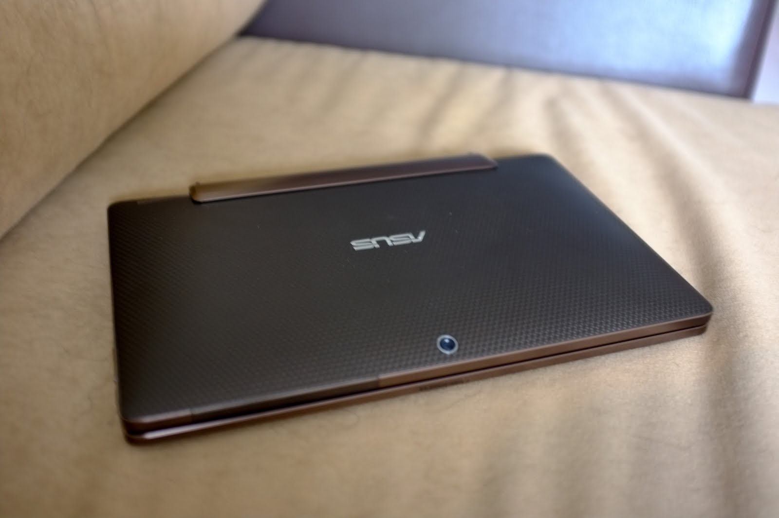 ReviewGuru Asus Transformer TF101 initial review