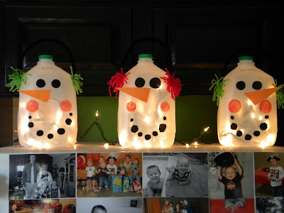 Adventures in Motherhood: Snowmen Milk Jugs