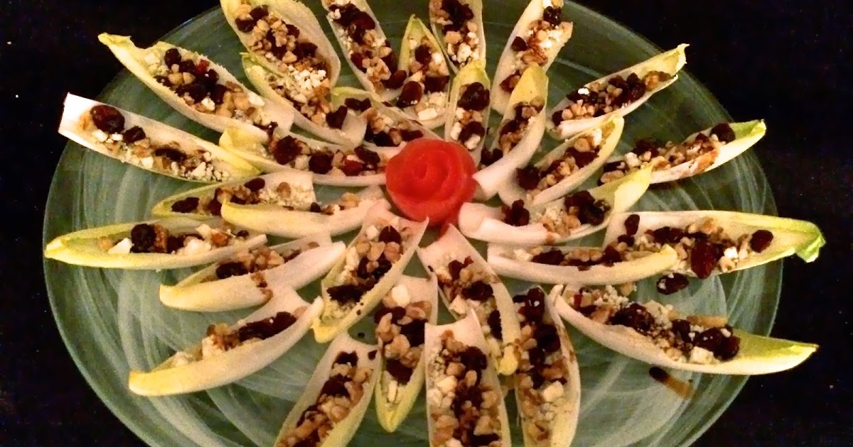 Fresh From Nancy's Garden Super Simple Blue Cheese, Walnut, Craisin