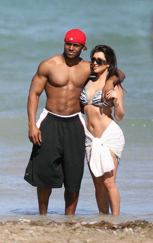 Kim Kardashian Bikini Photos Kim Kardashian Bikini Photos