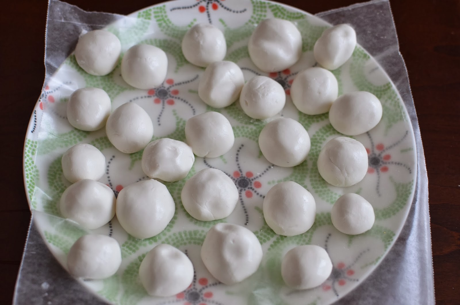 Playing with Flour Chinese dessert soup with glutinous rice balls