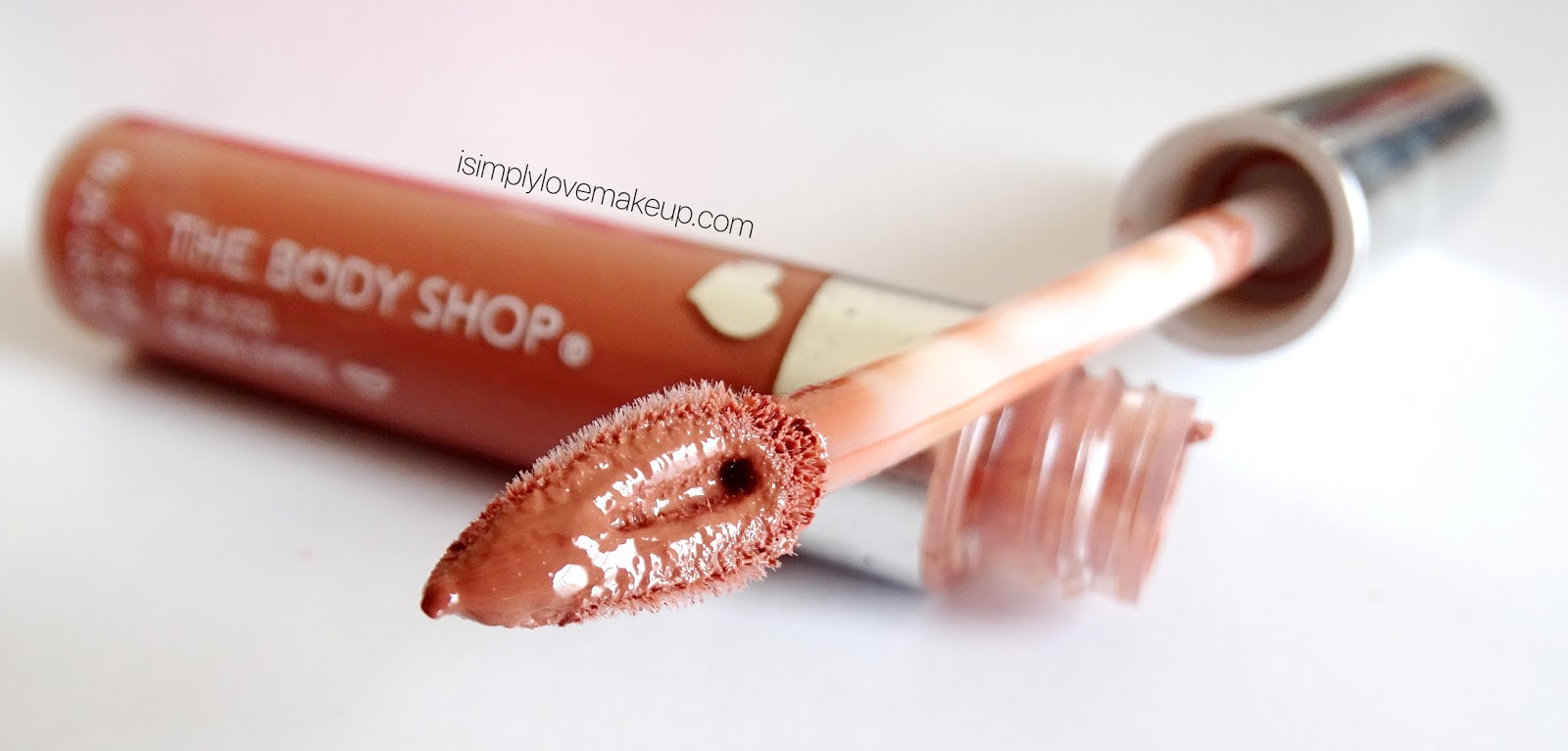 REVIEW The Body Shop Lip Gloss Shade 04