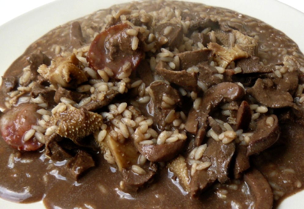 Outras Comidas: Cabidela de tripas