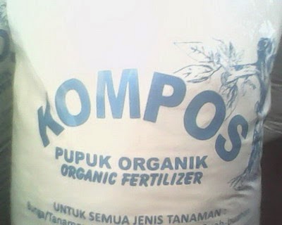 PUPUK ORGANIK label KOMPOS