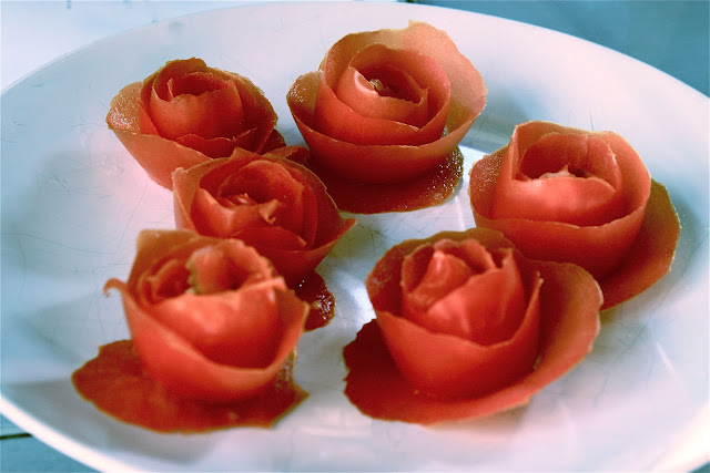 Tomato roses