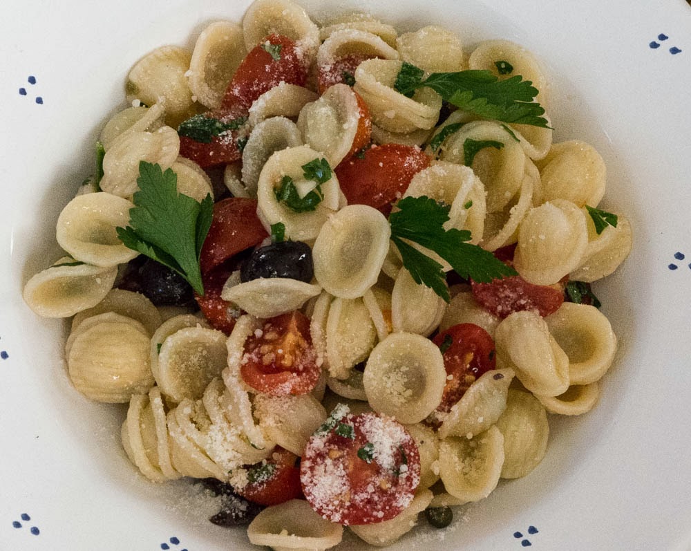 soffritto Pasta Crudo (Uncooked pasta sauce)