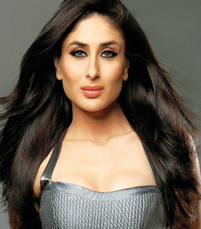 Photos Hot Pictures Sexy Wallpapers: Kareena Kapoor Gallery