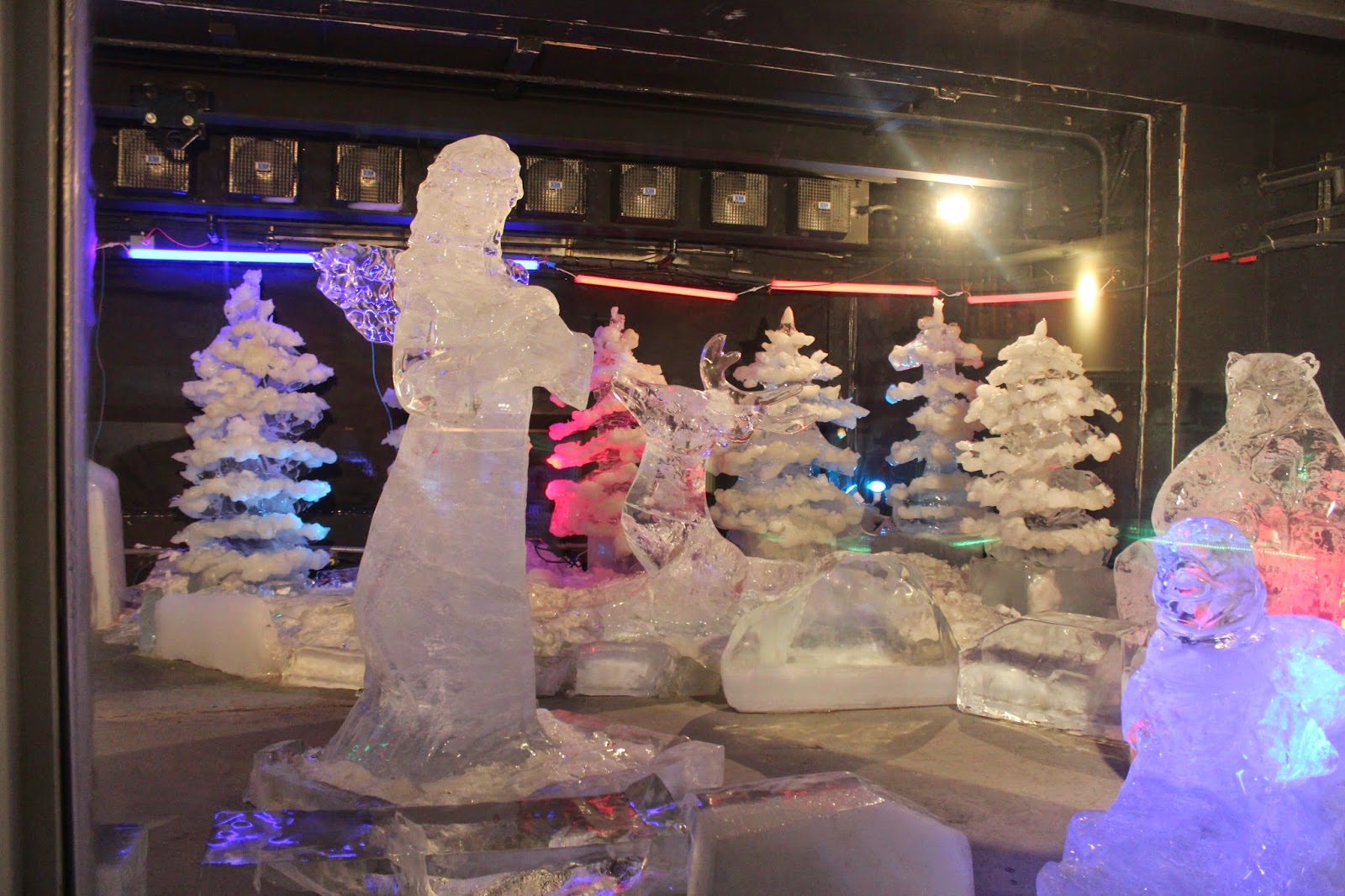 The Boomer Bus Post 48FairbanksCulture Museum , Ice Museum and