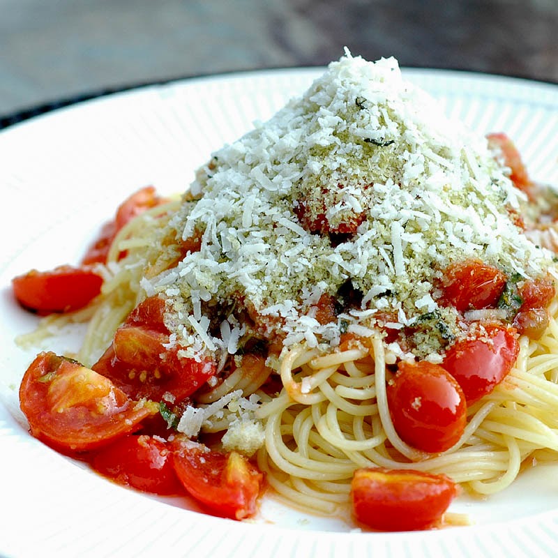 Savoring Time in the Kitchen Fresh Tomato Pasta with Herbed