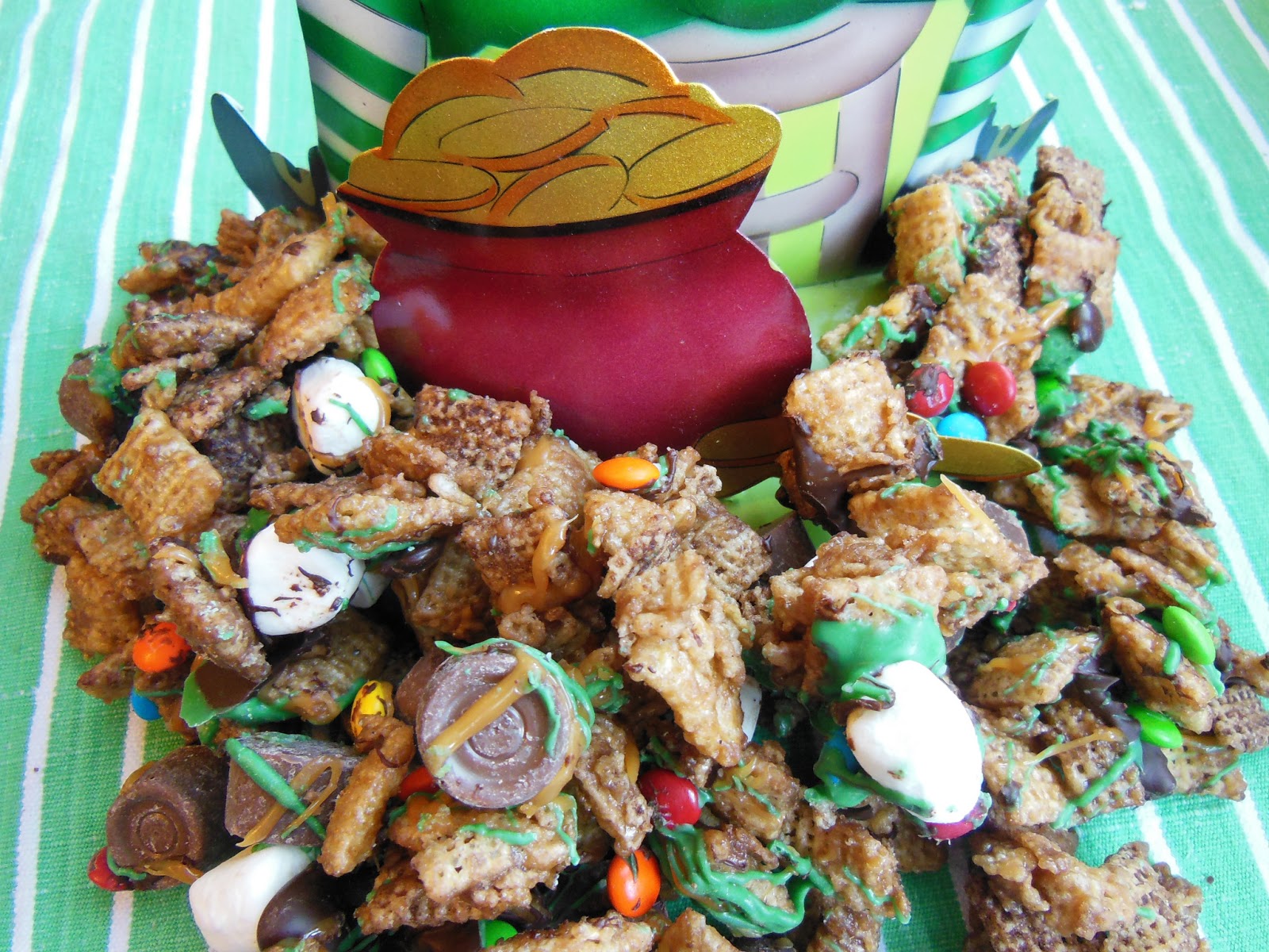 Kim's County Line Good As Gold Snack Mix