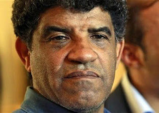 الثوار الليبيون يعتقلون عبدالله السنوسي رئيس استخبارات معمر القذافي