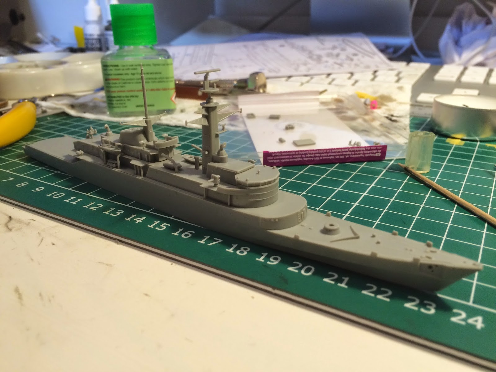 Model Making: 1:700 Type 21 Frigate HMS Alacrity