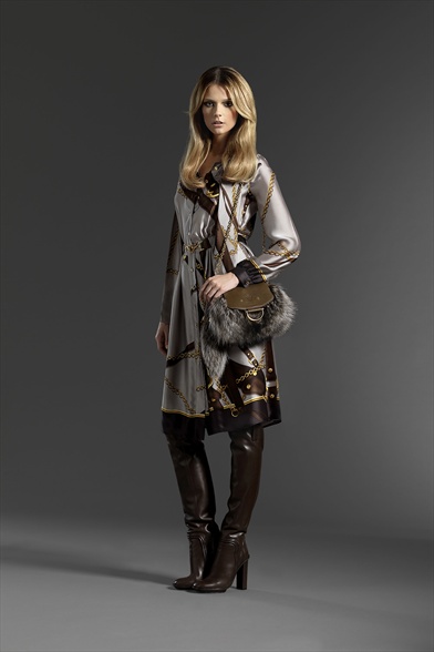 Gucci Prefall collection, coats, cabans, pants, skirts, Sartorial jackets, daywear, Fibre2fashion