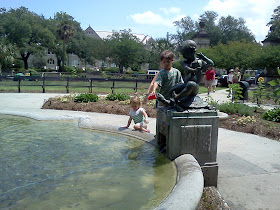 Fountain at entrance of Audubon Park