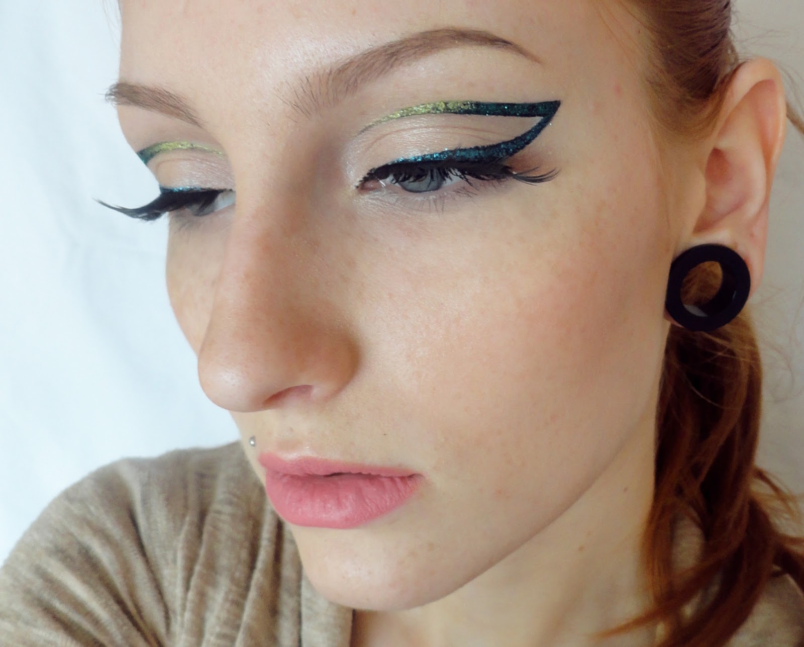 Kristianathe Blog Simple graphic eyeliner tutorial / how to Creative