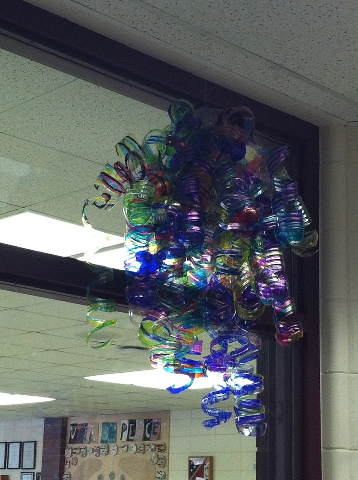 West Salem Visual Arts 3rd Graders Channel Glass Artist Dale Chihuly