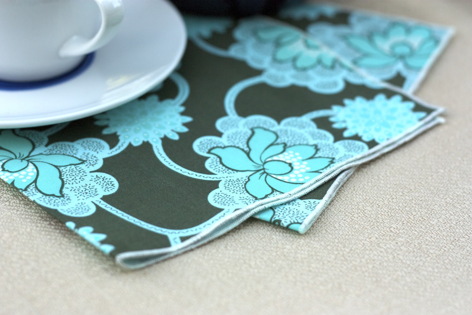 Zaaberry Serged Fabric Napkins and Some News