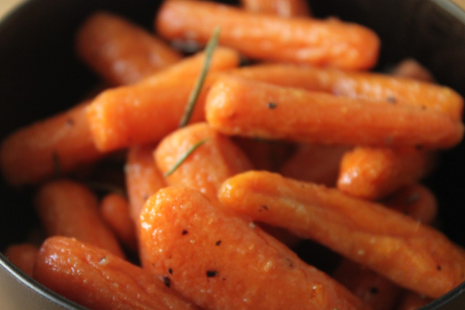 Domestic Divas Blog Honey Rosemary Baby Carrots