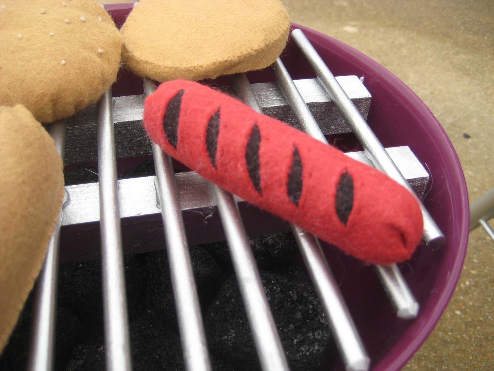 Red Write Returning DIY Christmas Felt Food Hot Dog