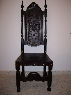 Antiguedades: Muebles de salon Antiguo con mesa de comedor y 8 sillas